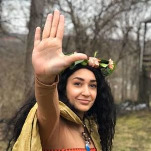 Meet your Posher, Sasha